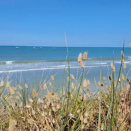 בית נופש Bord De - Le Coquelicot Pirou